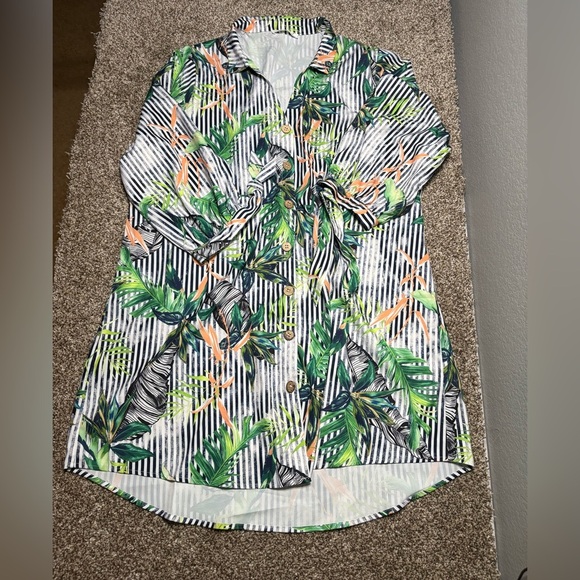 Cupshe Women’s Tropical Leaf Print Shirt - Picture 2 of 13